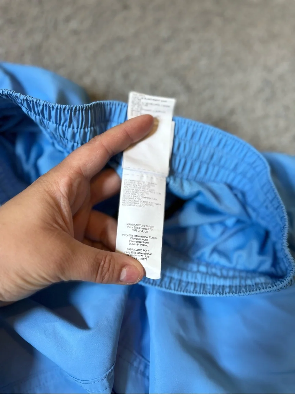 NIKE Checkmark Logo Light Blue Athletic Shorts Size Medium Swim Trunks